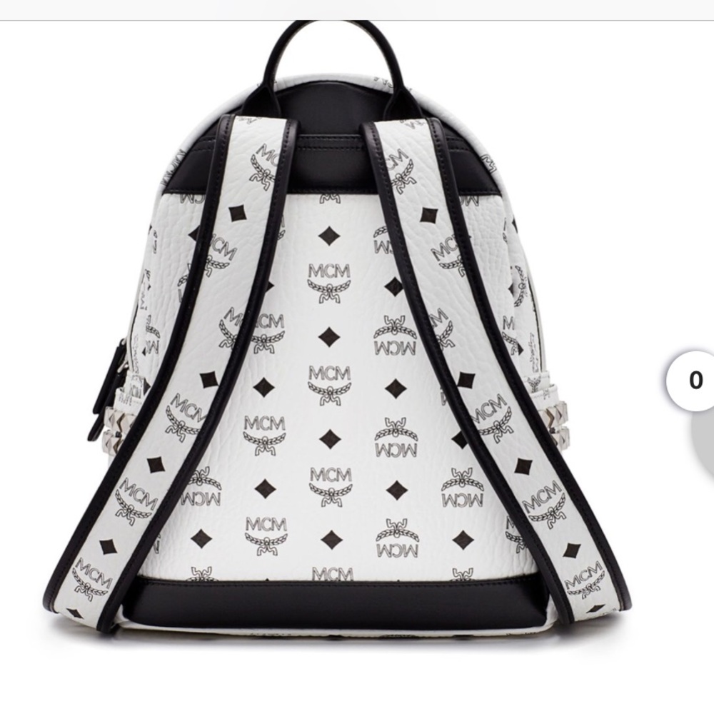 Classic white MCM backpack 🎒 - Picture 3 of 11